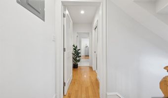 617 Avenue E, Bayonne, NJ 07002