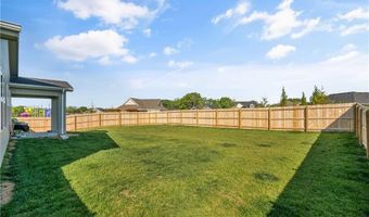 1592 Grayhawk Dr, Basehor, KS 66007