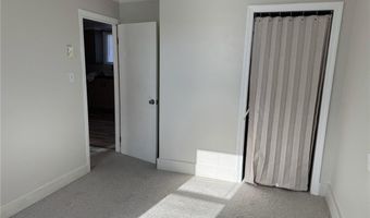 33 Saint Elizabeth St 2, Bristol, RI 02809