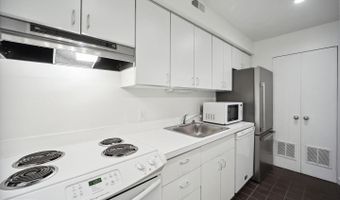1302 RHODE ISLAND Ave NW #B, Washington, DC 20005