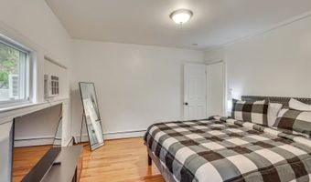 86 Pine Brook Rd, Bayonne, NJ 07035