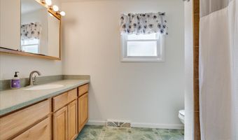4825 E 12TH St, Cheyenne, WY 82001