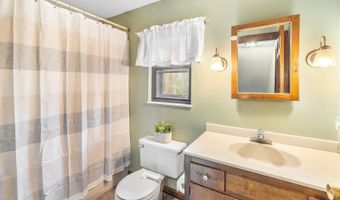 57 Center Rd, Canterbury, NH 03224