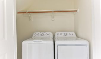 315 S HENRY St S, Alexandria, VA 22314