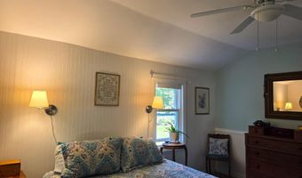 272 Belmont Ave, Belfast, ME 04915
