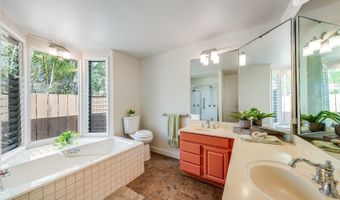 520 Papalani St, Kailua, HI 96734