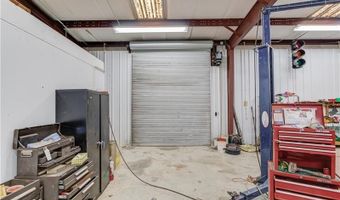 692 W Union Grv, Auburn, GA 30011