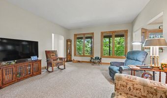 1653 Fairview Dr, Allegan, MI 49010