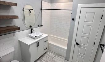 2302 I St 208, Bentonville, AR 72712