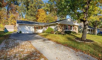 4005 WOODHAVEN Ln, Bowie, MD 20715