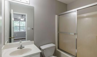 100 Woodstone 12, Athens, GA 30605