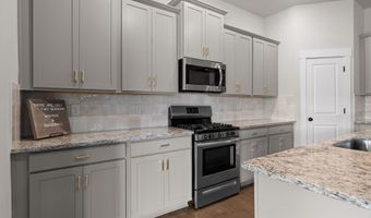 10784 Prairie Lake Dr, Apison, TN 37302