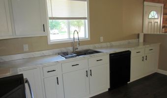 1102 Poplar St, Amory, MS 38821