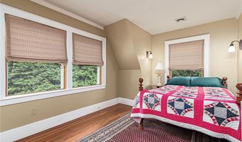170 Lloyd Rd, North Kingstown, RI 02874