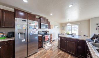 757 W GALLANT Dr, Bluffdale, UT 84065