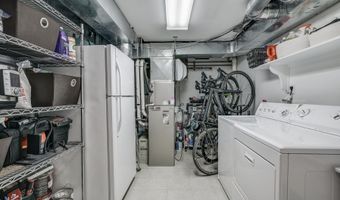 6007 WELBORN Dr, Bethesda, MD 20816