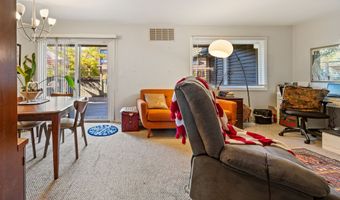 64 Montoya Dr 64, Branford, CT 06405
