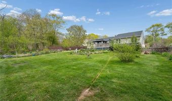20 Oak Hill Dr, Exeter, RI 02822