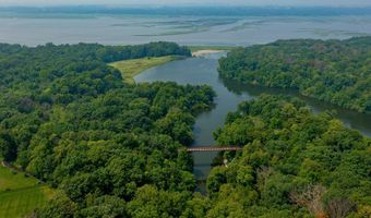 1816 Starling Ct, Polk City, IA 50226