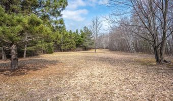 404 174th St, Amery, WI 54001