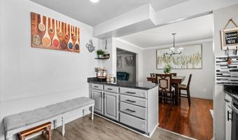 6716 Rosedale Blvd, Allen Park, MI 48101