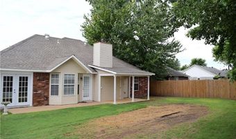 1307 21st St, Bentonville, AR 72712