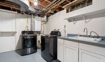 512 6th Ave SW, Austin, MN 55912