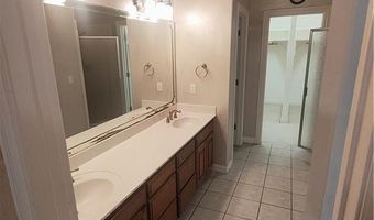 2300 Penny Ln, Bentonville, AR 72712