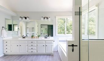 1035 Sage St, Broomfield, CO 80020
