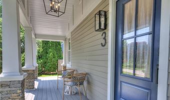 3 Tyler Point Rd, Barrington, RI 02806