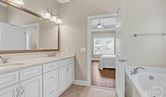 14 Cord Grass Ln, Savannah, GA 31405