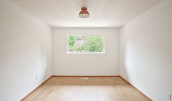 15565 SW BRISTOL Ln, Beaverton, OR 97007