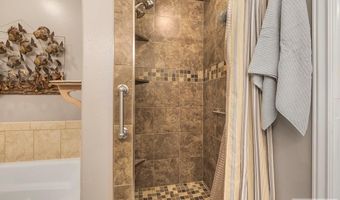 811 S Katie Ct, Ammon, ID 83406