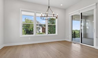 881 N MANCHESTER St, Arlington, VA 22205