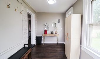 2219 SUNSET Ln, York, PA 17408