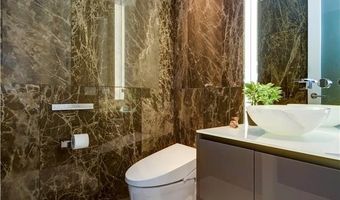 1118 Ala Moana Blvd 1102, Honolulu, HI 96814