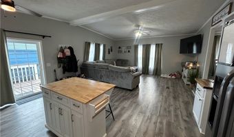 202 Blackbird Dr, Ashton, WV 25503