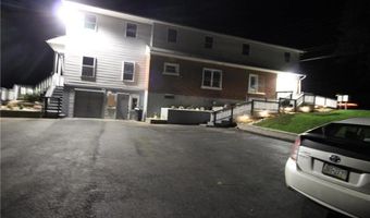 3037 S Pike Ave, Allentown, PA 18103