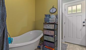 162 Mary Margaret Rd, Barboursville, WV 25504