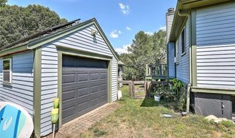 264 Sowams Rd, Barrington, RI 02806