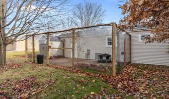 815 SUNSET Ave, Algoma, WI 54201