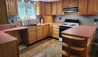 1082 W River Rd, Brattleboro, VT 05301