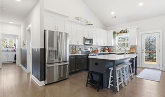 6061 Jacobs Rd SE, Acworth, GA 30102