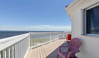 6 Kingfish St, Alligator Point, FL 32346