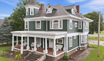 108 W Main St, Amherst, OH 44001