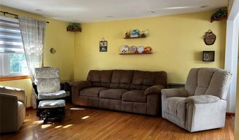 516 Chestnut Ridge Rd, Amwell, PA 15301