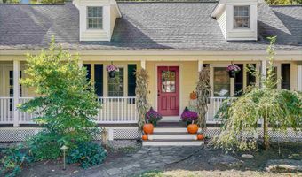 10 Barrington Dr, Bedford, NH 03110