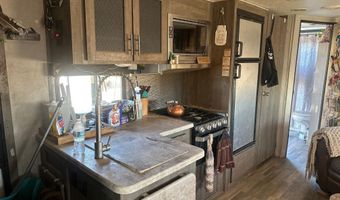 Triple H Ranch Road, Ash Fork, AZ 86320