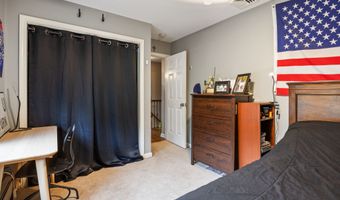 5 Smith Pl, Cheshire, CT 06410