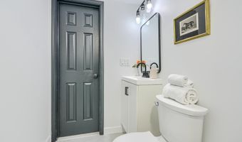 6112 CHESWORTH Rd, Baltimore, MD 21228